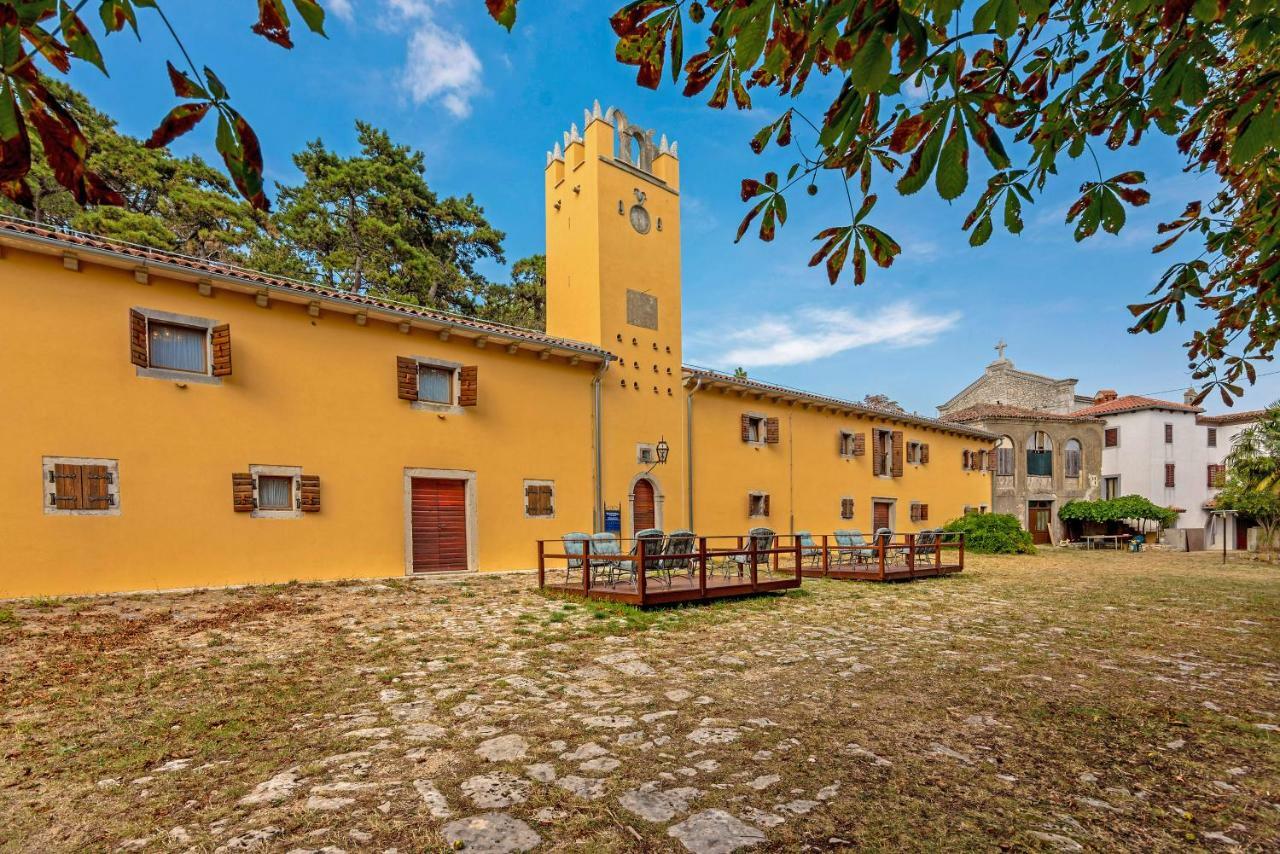 Nedeščina Kastel Pineta In Sveti Martin * Istrien酒店 外观 照片